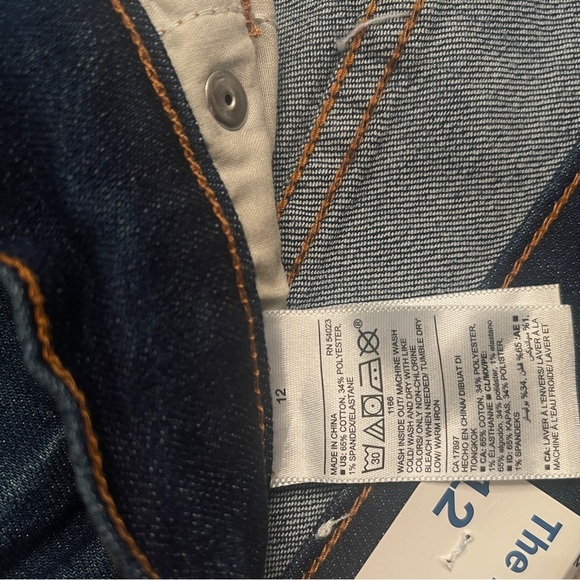 NWT Old Navy Power Jean - Picture 5 of 6